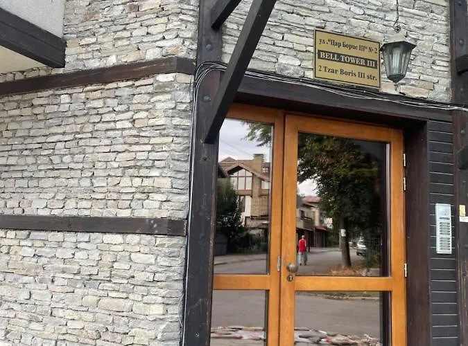 Boutique Bell Tower Apartment *