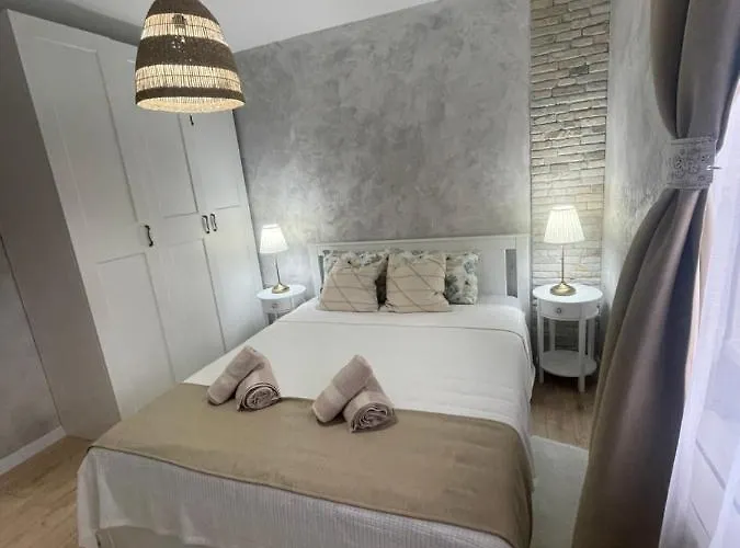 Boutique Bell Tower Apartment *