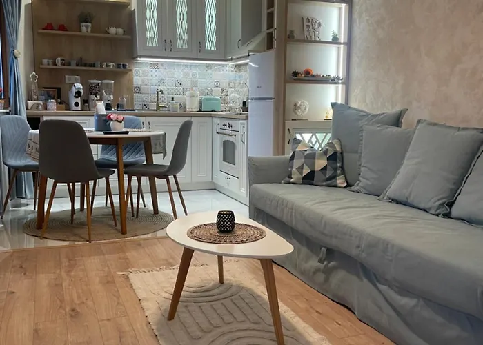 Boutique Bell Tower Apartment *